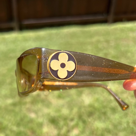 Louis Vuitton Glitter Sunglasses - Flawed Authentic - Picture 1 of 10